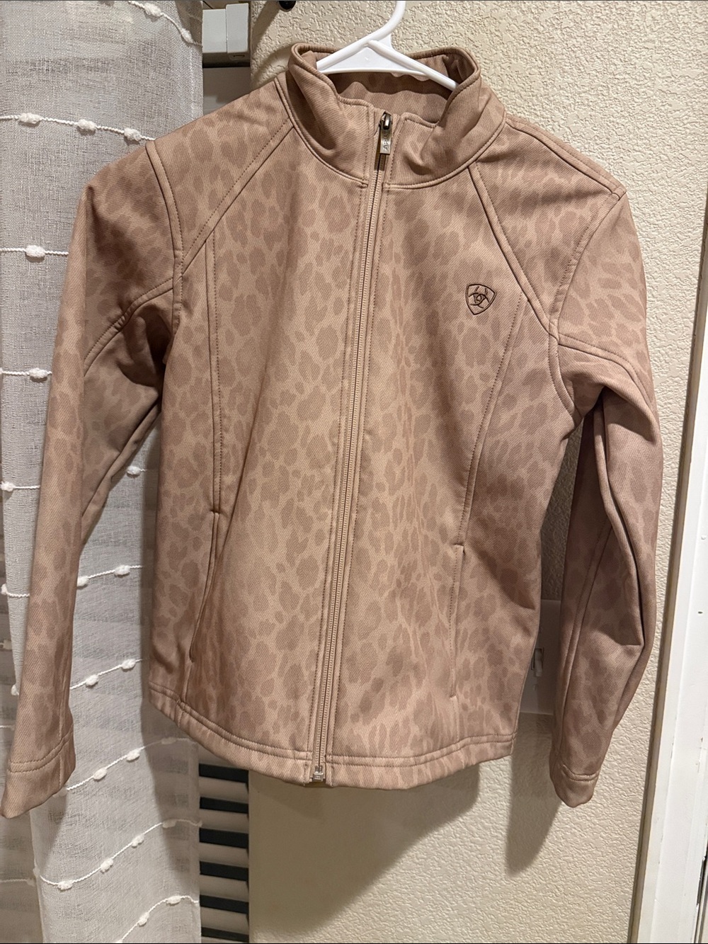 Ariat Girls' Beige Faded Leopard-Print Softshell Jacket